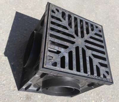 Комплект дождеприемника 30x30 с чугун. решеткой Spark